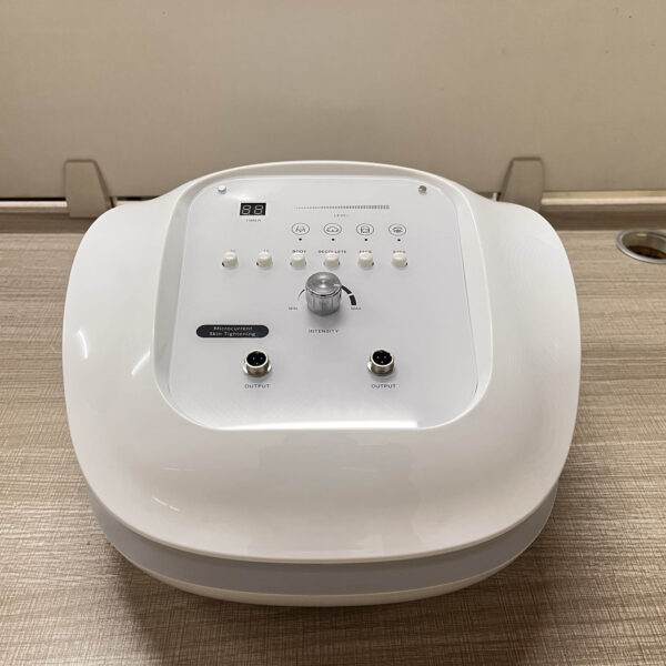 galvanic facial machine front